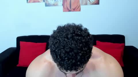 Snapshot of thomas_brandon chatting on February 20, 2025, 8:06 am Thomas Brandon online show from February 20, 2025, 8:06 am