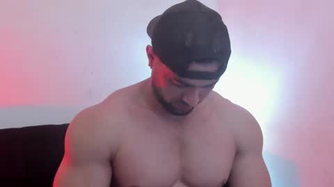 Snapshot of thomas_brandon chatting on May 8, 2026, 10:20 am Thomas Brandon online show from May 8, 2026, 10:20 am
