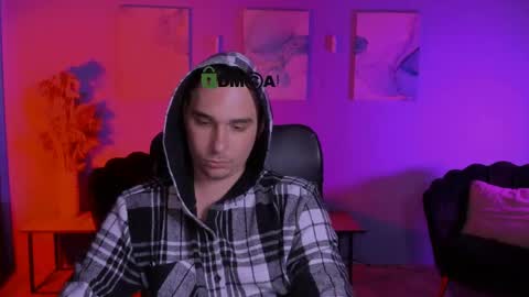 thomas_crow online show from April 17, 2026, 7:17 pm