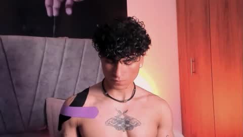 Thomas 3  JUST STAY AND BE MY LAST LOVE online show from October 9, 2025, 6:00 am