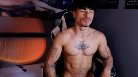 Snapshot of thomas_fit1 chatting on April 22, 2026, 7:59 pm Thomas 3 JUST STAY AND BE MY LAST LOVE online show from April 22, 2026, 7:59 pm