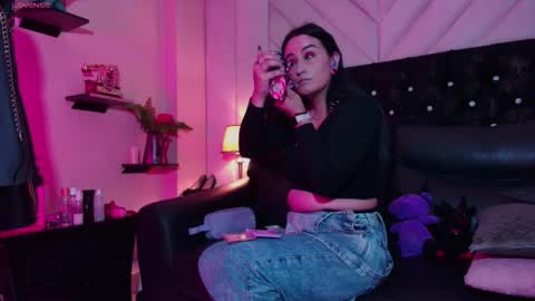 Snapshot of thomasandsamantha chatting on February 26, 2026, 12:59 pm thomasandsamantha online show from February 26, 2026, 12:59 pm