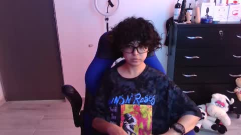 VALERIA online show from November 4, 2025, 7:02 pm