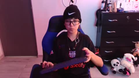 VALERIA online show from November 13, 2025, 7:13 pm