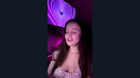 Snapshot of thomasenagoeldner chatting on May 5, 2026, 8:28 pm Jill online show from May 5, 2026, 8:28 pm