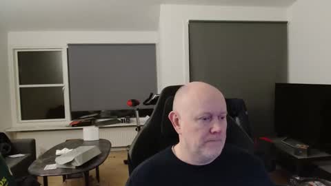 thomash32 online show from January 10, 2026, 6:53 pm