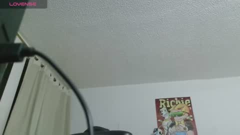 Snapshot of thomasjons chatting on June 16, 2026, 2:58 am thomasjons online show from June 16, 2026, 2:58 am