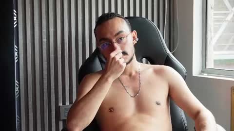 Snapshot of thomasmontiel chatting on June 30, 2026, 7:04 pm Thomas online show from June 30, 2026, 7:04 pm