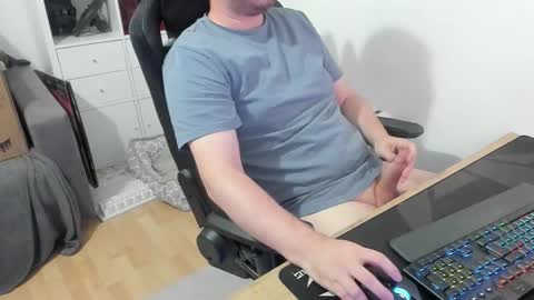 thommy2008 online show from September 12, 2025, 10:59 am