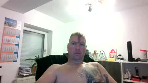 Snapshot of thomsen1478 chatting on June 19, 2026, 7:34 am thomsen1478 online show from June 19, 2026, 7:34 am