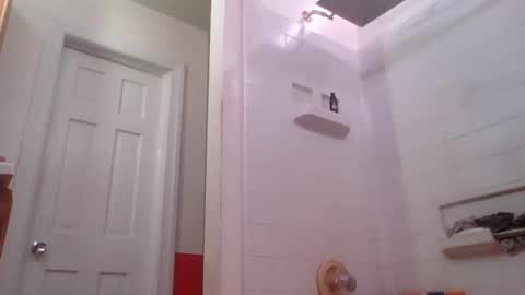 thongboy2929 online show from March 2, 2025, 10:27 pm