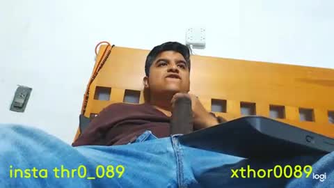 Snapshot of thor0200 chatting on May 13, 2026, 4:32 am thor0200 online show from May 13, 2026, 4:32 am