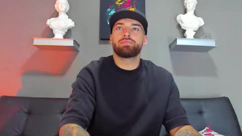 thor_evans online show from October 8, 2025, 9:23 pm