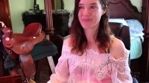 ThornburyRose online show from September 26, 2025, 1:48 pm