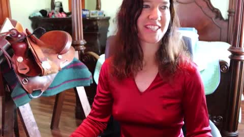 ThornburyRose online show from March 10, 2026, 6:46 pm