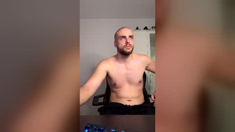 Snapshot of thorodinson03 chatting on June 26, 2026, 12:48 am thorodinson03 online show from June 26, 2026, 12:48 am
