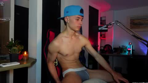   L e a n d e r   25OFF ON MY OF online show from March 2, 2026, 1:08 am