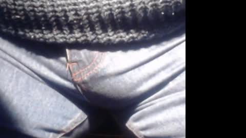 threephase323 online show from April 18, 2026, 7:29 pm