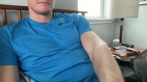 Throbbinhood online show from November 28, 2025, 8:33 pm