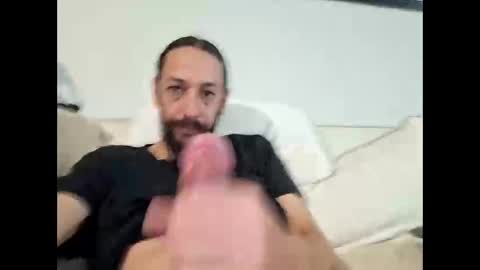 throbster513 online show from January 15, 2026, 11:04 am