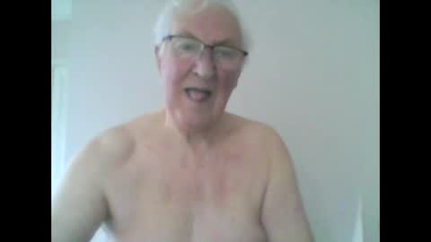 Snapshot of thruster99 chatting on December 20, 2024, 10:49 am thruster99 online show from December 20, 2024, 10:49 am