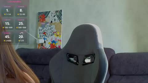 tia__moon online show from February 19, 2025, 1:17 pm