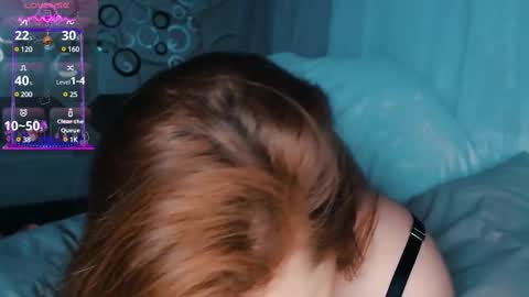 tiameow online show from February 10, 2025, 7:49 pm