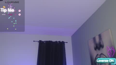 Tia Bella online show from November 26, 2025, 2:34 am