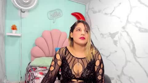 Snapshot of tiana_breeze chatting on September 16, 2025, 2:34 am tiana_breeze online show from September 16, 2025, 2:34 am