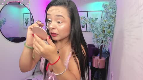 Tiara  online show from March 7, 2026, 3:47 am