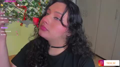 Snapshot of tich___ chatting on July 23, 2026, 5:27 am tich___ online show from July 23, 2026, 5:27 am