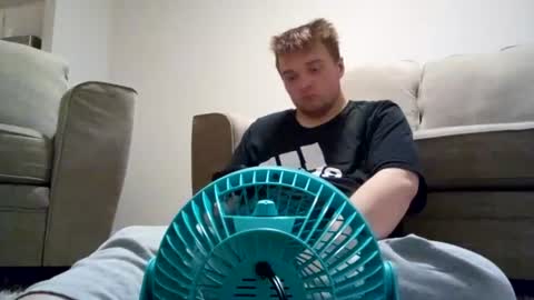 Snapshot of ticnomus chatting on July 3, 2026, 7:42 pm ticnomus online show from July 3, 2026, 7:42 pm