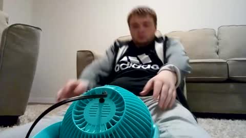 Snapshot of ticnomus chatting on July 6, 2026, 12:02 pm ticnomus online show from July 6, 2026, 12:02 pm