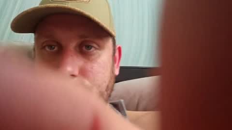 Snapshot of tieduphero chatting on August 3, 2026, 2:22 pm tieduphero online show from August 3, 2026, 2:22 pm