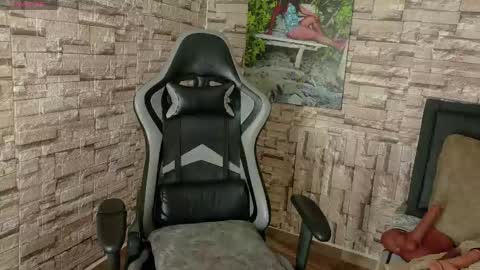 leidy online show from April 16, 2026, 11:40 pm