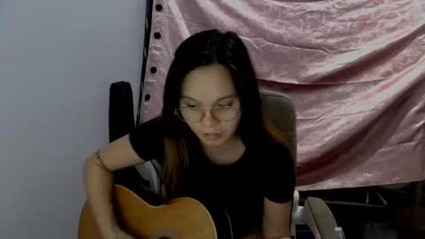 Snapshot of tifanny_foxdoll chatting on January 24, 2025, 10:19 pm Goddess Tifanny online show from January 24, 2025, 10:19 pm