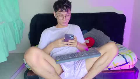 tifany_eiden online show from July 2, 2026, 8:31 am
