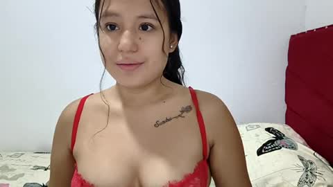 Snapshot of tifany_peres chatting on June 15, 2026, 8:27 am tifany_peres online show from June 15, 2026, 8:27 am