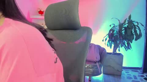 Snapshot of tifanywhite1_ chatting on July 8, 2026, 4:06 am online show from July 8, 2026, 4:06 am