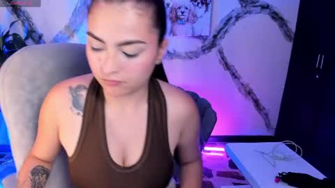 Snapshot of tifanywhite1_ chatting on August 1, 2026, 4:56 am online show from August 1, 2026, 4:56 am