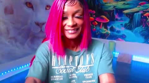 Tiffani Love online show from September 16, 2025, 1:56 pm