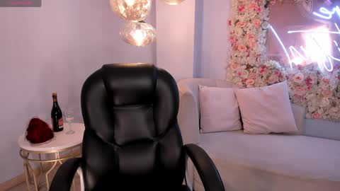 Tiffanny Sins online show from March 26, 2026, 3:45 am