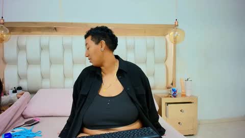 Tiffany and Stacy online show from February 15, 2026, 9:41 am