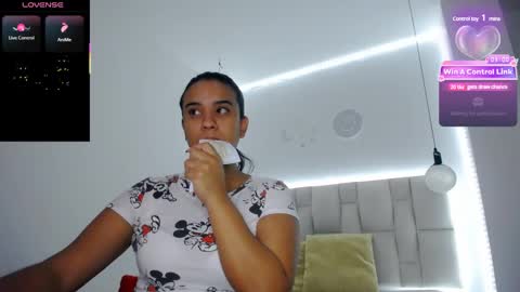 tiffany online show from February 19, 2025, 9:03 pm