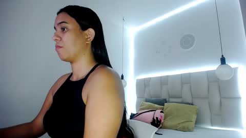 tiffany online show from February 23, 2025, 8:33 pm