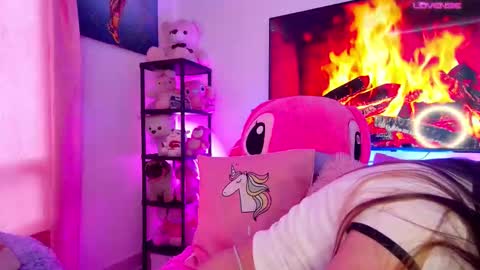 Tiffany Bela online show from February 26, 2026, 7:35 pm