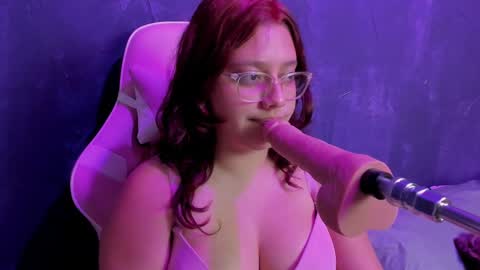 Snapshot of tiffany_bigboobs chatting on January 4, 2025, 2:14 am tiffany_bigboobs online show from January 4, 2025, 2:14 am