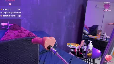 Snapshot of tiffany_bigboobs chatting on January 16, 2025, 10:55 pm tiffany_bigboobs online show from January 16, 2025, 10:55 pm