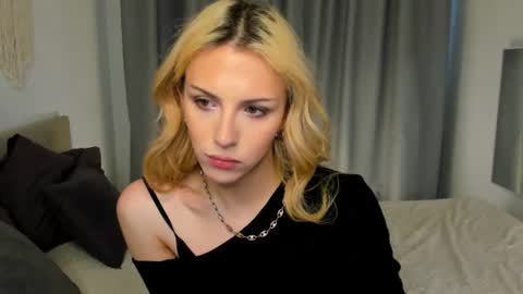 Snapshot of tiffany_king chatting on July 24, 2026, 10:57 am Tiffany online show from July 24, 2026, 10:57 am