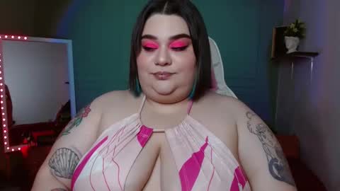 dont forget ask for custom vids  online show from December 23, 2024, 5:28 am